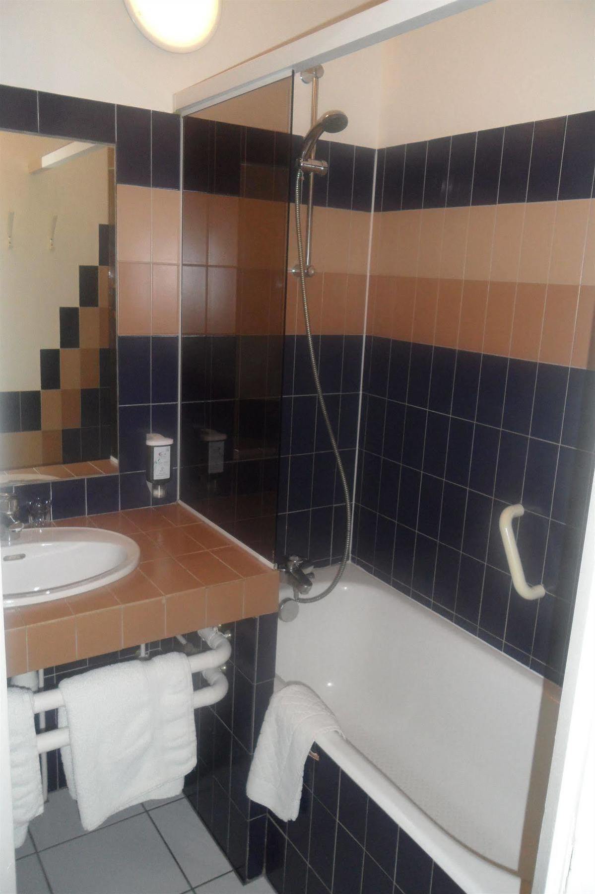 Abor Hotel, Mont De Marsan Saint-Pierre-du-Mont  Екстер'єр фото