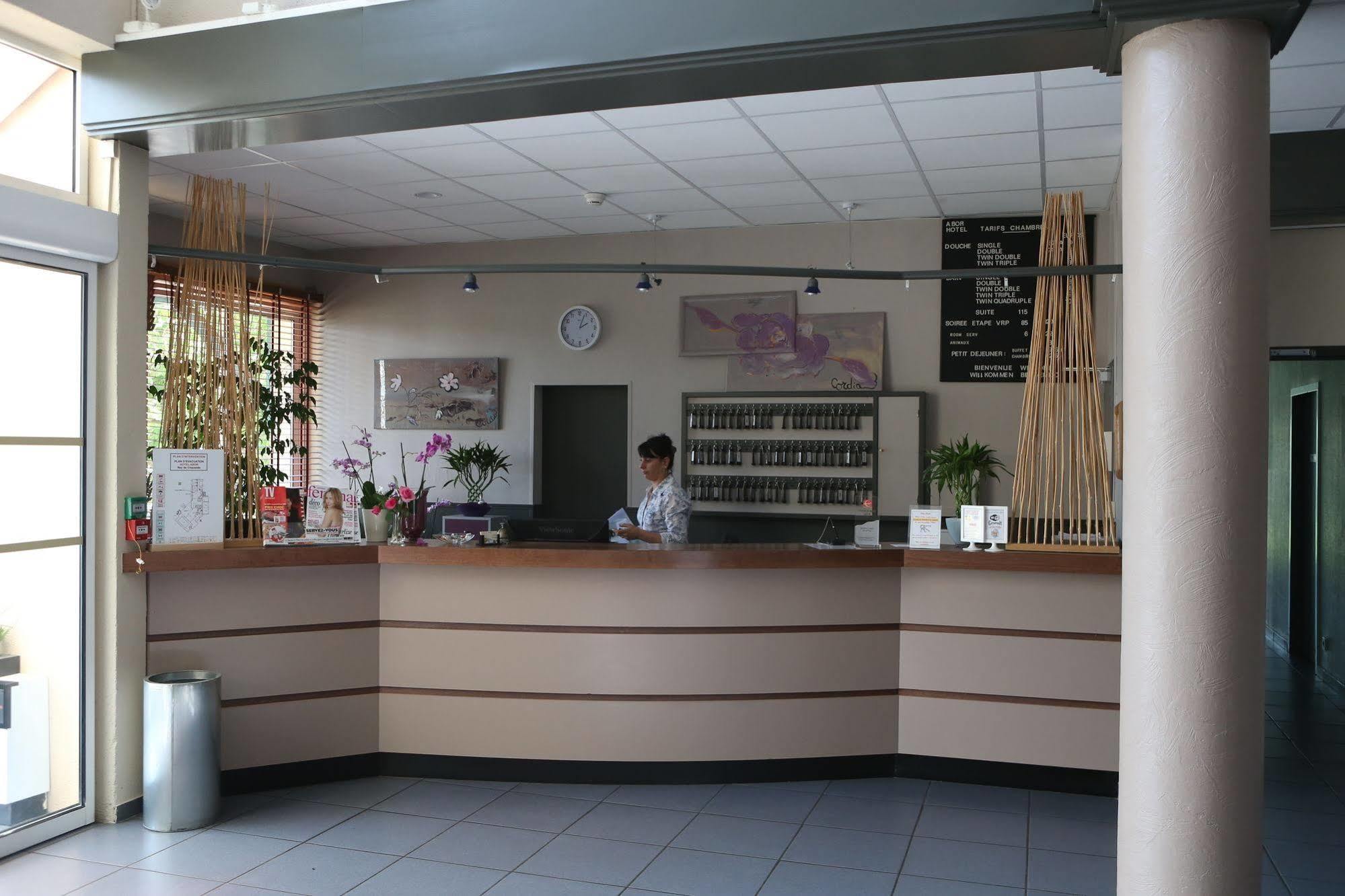 Abor Hotel, Mont De Marsan Saint-Pierre-du-Mont  Екстер'єр фото