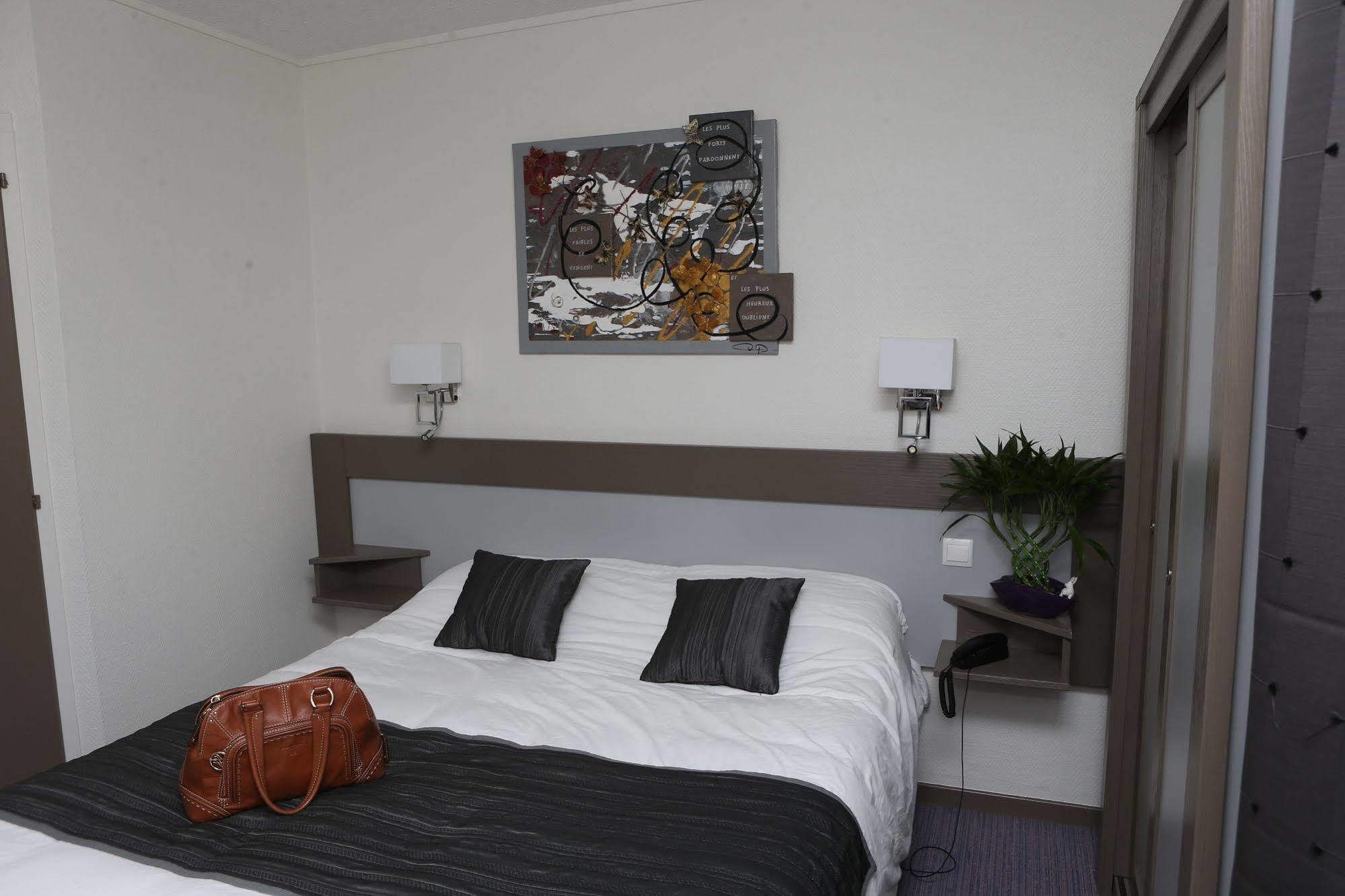 Abor Hotel, Mont De Marsan Saint-Pierre-du-Mont  Екстер'єр фото